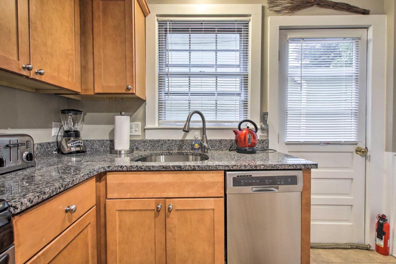 Inviting Salem Apartment Near Waterfront And Museums Exterior foto